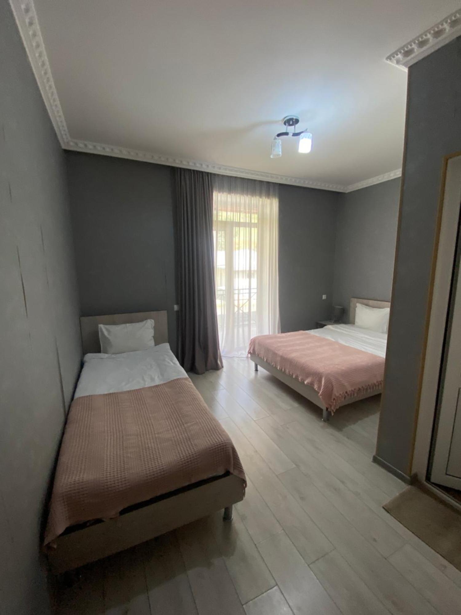 Hotel Elegant Stepancminda Zewnętrze zdjęcie