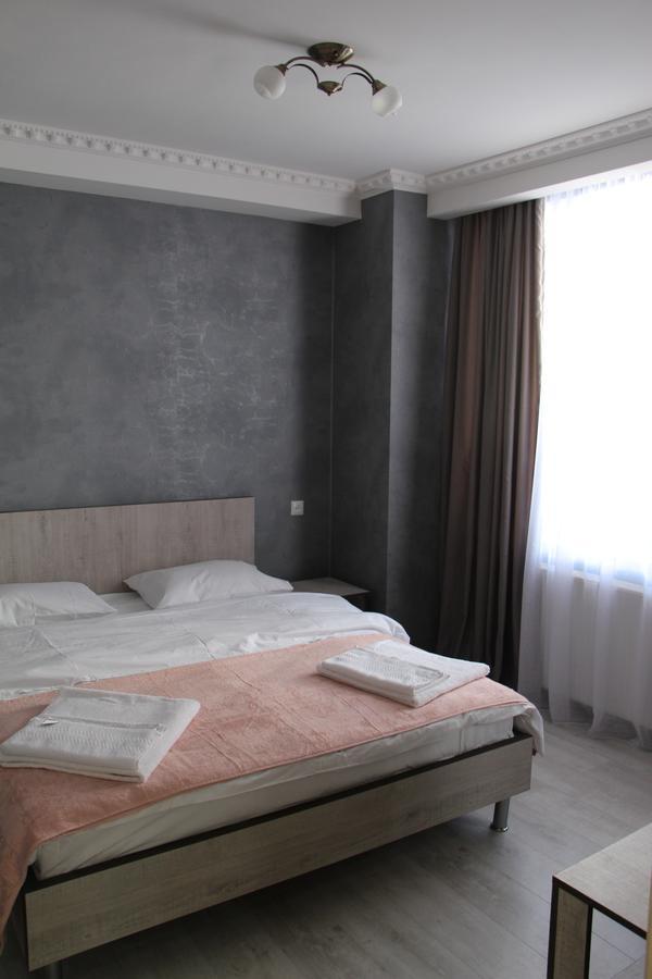 Hotel Elegant Stepancminda Zewnętrze zdjęcie