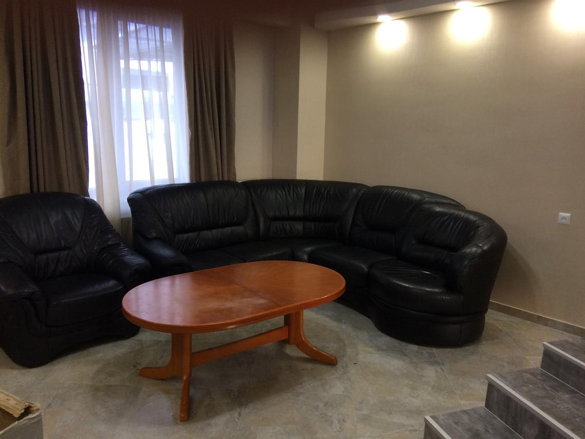 Hotel Elegant Stepancminda Zewnętrze zdjęcie